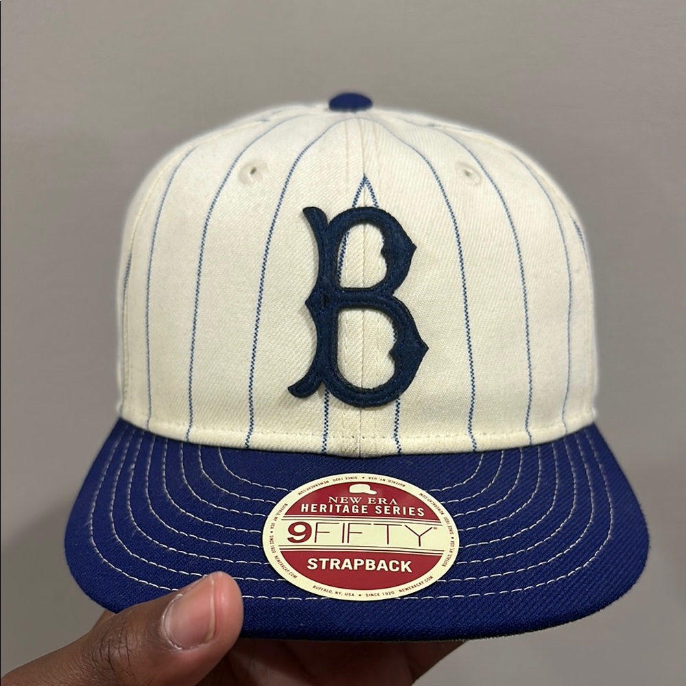 New Era Heritage Series Strapback Cap